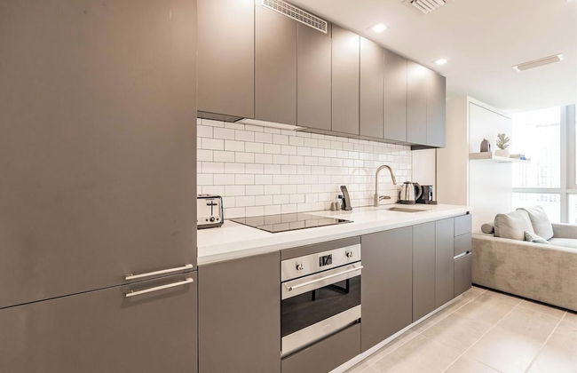 Amazing Apartments with city Views - Photo 42