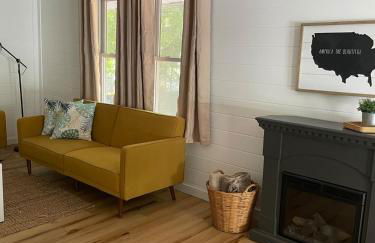 Sister Lakes Lakeside House - Sleeps 16 - Foto 44