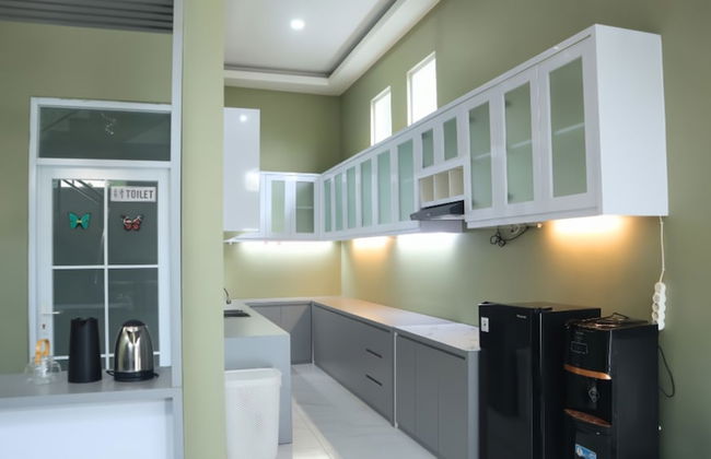 DeBali Villa Countryside by Simply Homy - Photo 19