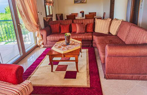 Villa Etheras - Nested between Nature by Amazing View - 5 mins from Edessa - Photo 7