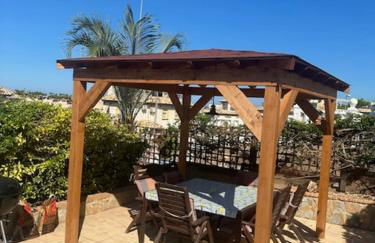 Casa Lilly-Rose, a beautiful 3 bedroom detached villa a short walk to the Villamartin Plaza & Golf course - Foto 14