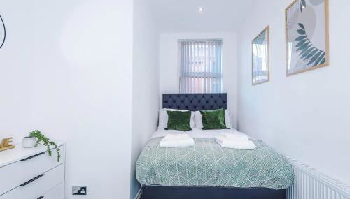 3 bedroom town house - Etihad Stadium - Free Parking - Foto 4