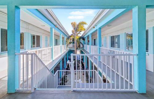 Pass-A-Grille Beach Retreat Unit 8 - Photo 17