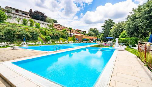 Joly House - Photo 2