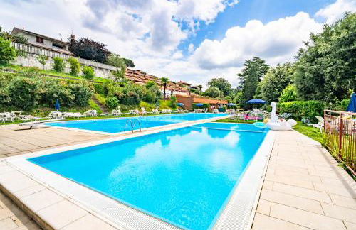 Joly House - Photo 2