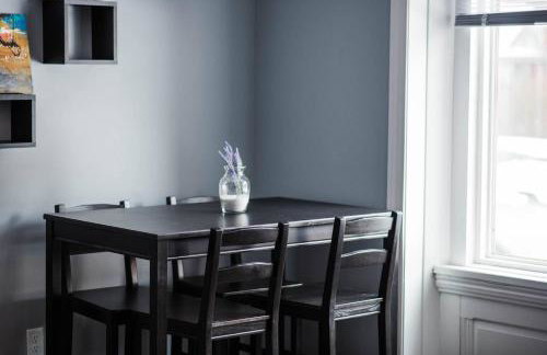 Massive Home - GroupStay - Parking & Location - Foto 15