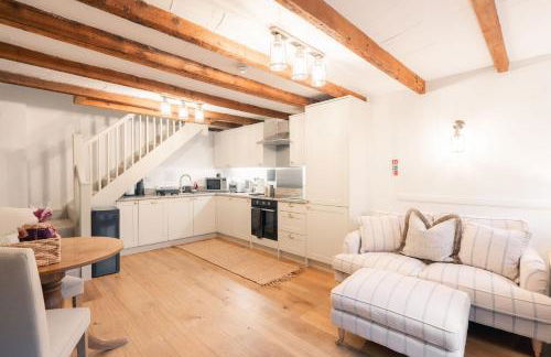 Ollerenshaw Cottage - Photo 16