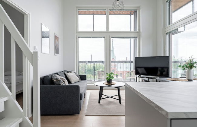 3BR Modern Loft Penthouse with Sauna & Parking - Foto 8