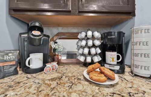 Big Bass Hideaway with Hot Tub - Foto 15