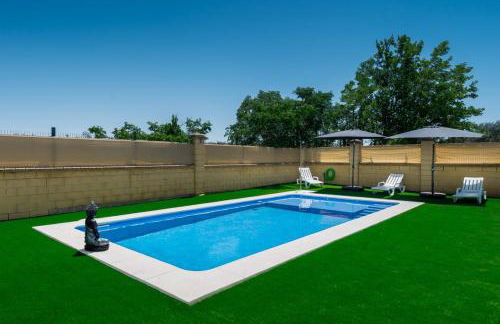 Resort Circuito Sevilla - Foto 1