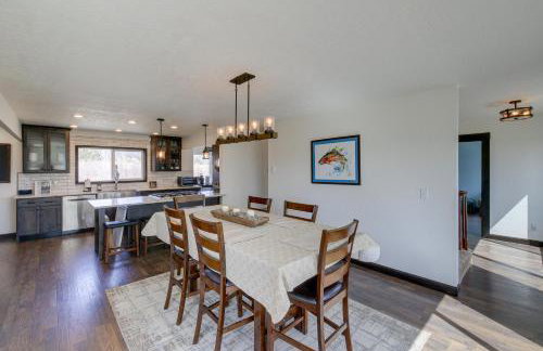 Pet-Friendly Victor Home with Fire Pit and Large Yard! - Foto 9