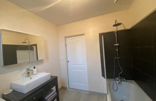 Maison Bourbonnaise idéalement placée proche du centre ville de Moulins - Foto 20