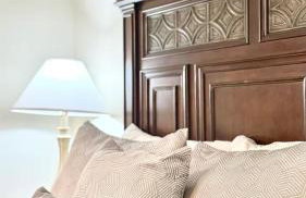 Iconic 2BR Bungalow, Short Walk to SJSU, with Parking - Foto 21