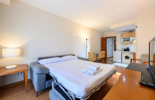 MLE16A2320 - Amplio piso 1 dormitorio en Chamartín - Alquiler temporal - Photo 6