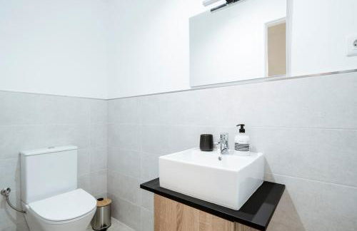 Tropical Chic Apartment in San Pedro Marbella - SAN MARINO III - Photo 34