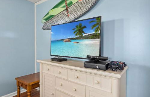 Anchors Away - Private Pool, Seasonal Hot Tub, Game Room, Walk to Beach, Pets OK - Photo 15