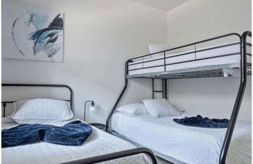 Glorius Amazing 2BR1BA Stay Near Lively Downtown - Foto 18