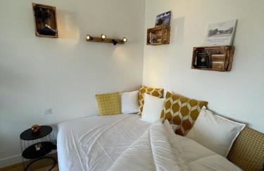 Superb top floor studio, Biarritz center. - Foto 6