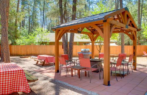 Relax Fireside and Play Games! Hikers Haven in Pine - Foto 38