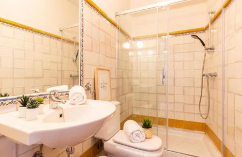 WintowinRentals Acogedor apartamento con patio privado junto al Albaicín - Foto 4