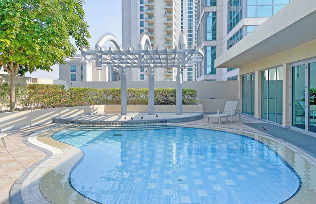 bnbme - Golf Tower - 2 BDR - Photo 37