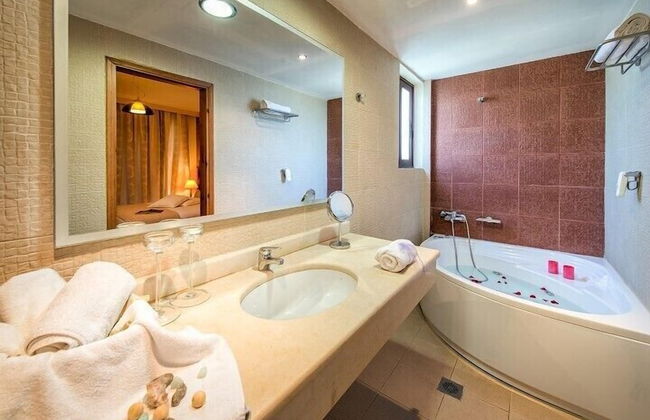 St.John Villas - Photo 47