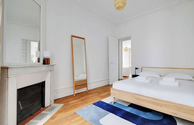 Elegant and Modern Apartment 3bd/ 6P - Eiffel Tower - Photo 4