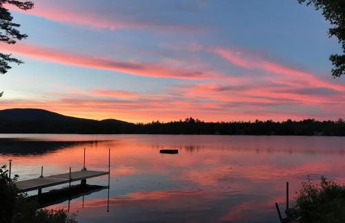 91WR Lake vibes and views at this waterfront home in the the White Mountains! Rest, relax, explore! - Foto 2