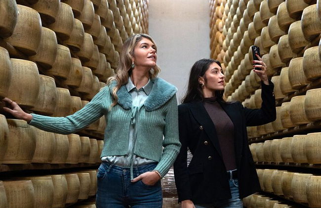 Excursión privada de un día y almuerzo: Degustación de queso parmesano, vino y vinagre - Foto 1