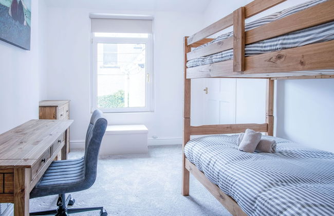 Castle Square - 2 Bedroom - Mumbles - Photo 5