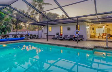 Casa Del Mar - Pet Friendly House on Siesta Key w/ Outdoor Patio & Private Screened-In Heated Pool! - Foto 57