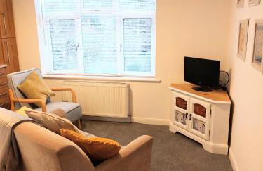 Charming 1 bedroom self-contained first floor flat - Foto 4