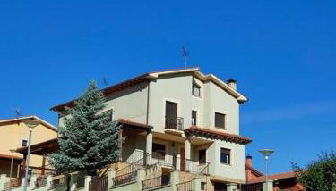 Vivienda de Uso Turístico en entorno maravilloso - Foto 4