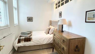 Modern 2 bed with parking in Marlow - Foto 3