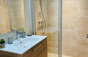 La régate avec jaccuzi à 50 m du centre historique - Foto 14