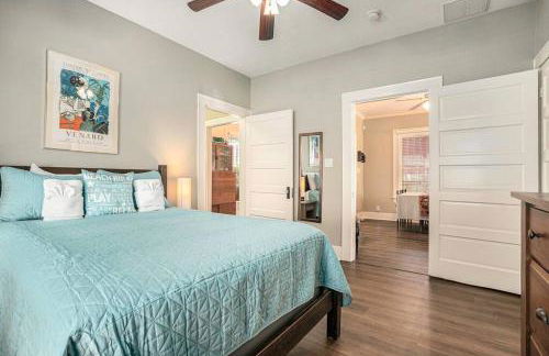 Beachy Bungalow! 2BD, King Bed - Foto 12