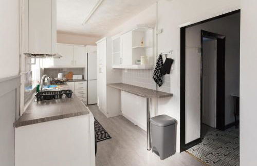 Warrington House, driveway parking & WiFi! - Foto 10