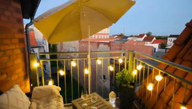 Cinema Apartment Magdeburg - Balkon & Beamer - Foto 4