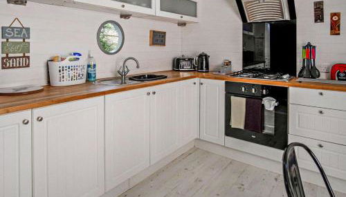 2 Bed in East Cowes oc-91563 - Foto 2, Other