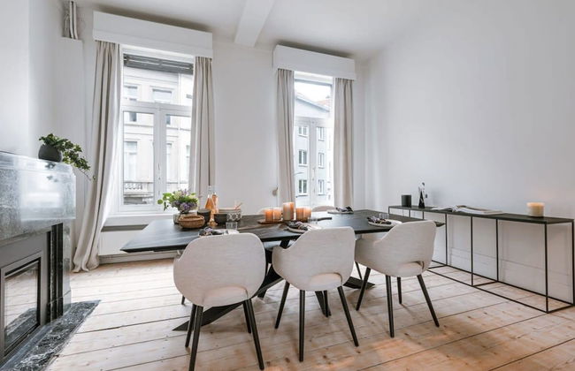 Charming House in the City of Antwerp With Parking - Foto 50