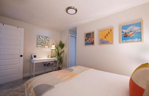 The Yellow Door Denver - Mid Century Design & Comfort - Foto 34