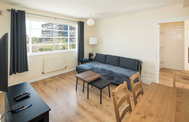 2BD London Flat - City Buzz & Parkside Serenity - Foto 12