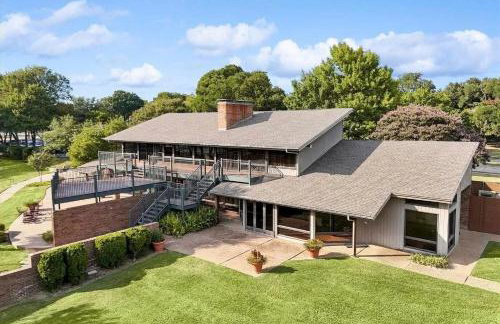 6 Mi to Dtwn Garland Group Getaway with Pool Access - Foto 23