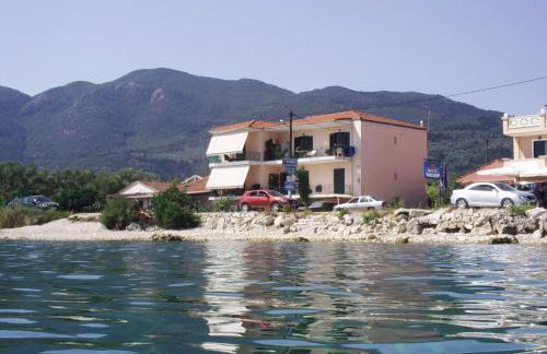 Fiona Seafront Apartments - Photo 1