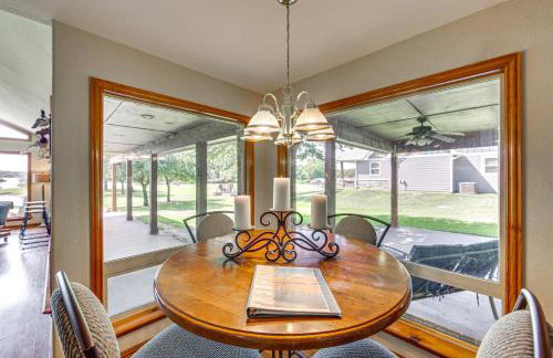 Rhodes Retreat with Dock on Cedar Creek Lake! - Foto 8