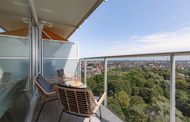 Bright Apartment With City View and Terrace - Foto 8