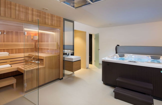 Beach Villa in Korcula with Pool, Sauna & Hot Tub - Photo 24