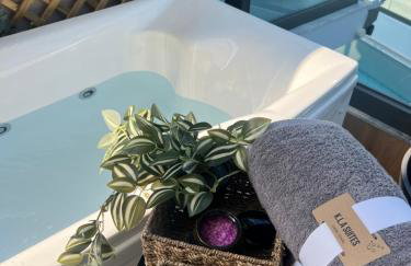 KLA SUITES by PROJECT 86 IKE - Photo 15