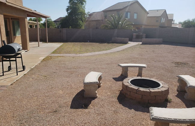 Beautiful Home in AZ - Photo 16