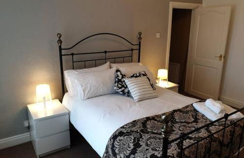 Birtley's Diamond 3 bed Apt sleeps 6 Guests - Foto 3